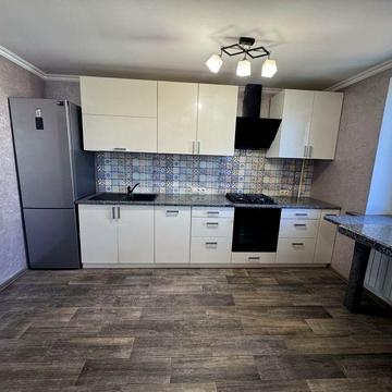 Продам 4 кімнатна Словянка