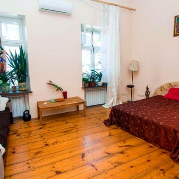 Продаю 2 ком.кв. ул.Садовая/ Центр города