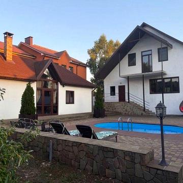 Продам дом в Обуховке Возле леса бассейн баня альтанка