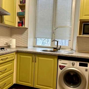 Продам 2к квартиру в центрі міста 51м2 (82108)