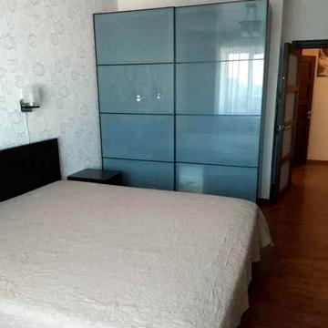 Оренда 1-кімнатної квартири, є місце для авто