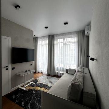 Аренда, терраса, Свет!!Пространство на Дачной , 13 фонтана.От хозяина.