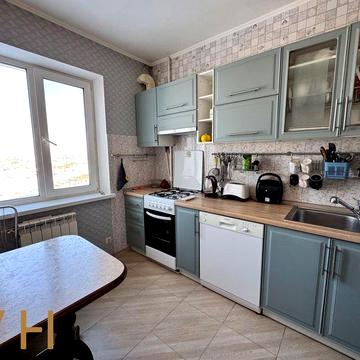 Продаж 3к 72.5m² вул. Каштанова 14-А, Троєщина, Деснянський р-н, БЕЗ %