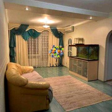 Продаж 3к квартири Лаврухіна 7