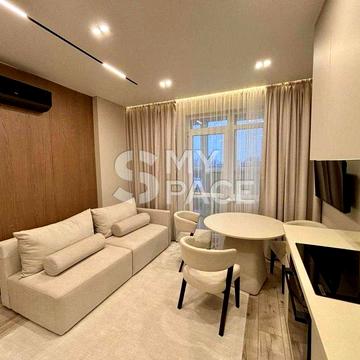 Продаж 1к квартири з ремонтом в Шевченківському районі Правий берег ЖК Багговутівський