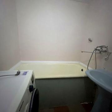 Сдам 2 комнатнаю квартиру на левом берегу, 1мкр, Парк Левобережный.