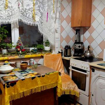 Продам 3 к кв на Роганском ж/м