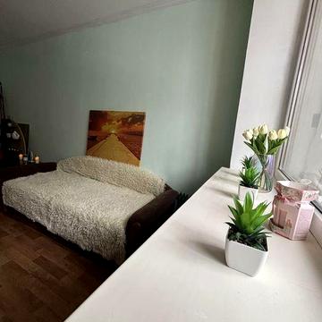 Квартира з балконом , 10 хв до центру