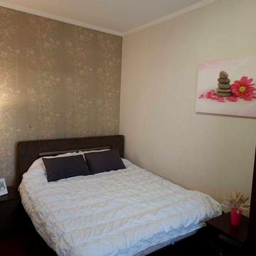 Продам будинок метро Левада