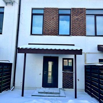 Готовий таунхаус з частковим ремонтом в місті Ірпінь, район Стоянка.