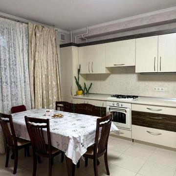 Продам 4 ком. квартиру ул.Тополевая спецпроект/Газ, кирпич (209-171)