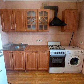 Здам 1-у квартиру вул.О.Тихого, 10 хв. метро Шулявська, газ