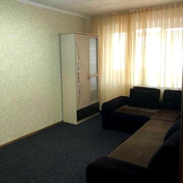 Головка 6 Левада ціна з комунальними послугами