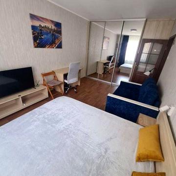 Власник. Без комісії. 1 к квартира Русової,1 (Позняки 10 хв)