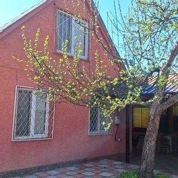 будинок 80м2 в Люботині.