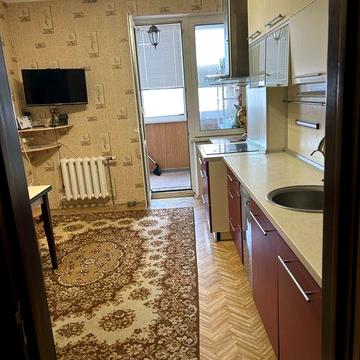 м.Академмістечко,оренда 2к квартири 74м2,Осіння 33