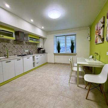 Сдам квартиру Набережний квартал, цертр, Набережна, Перемога