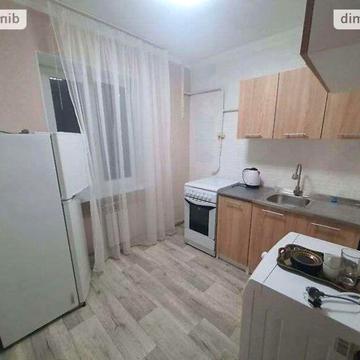 Довгострокова оренда 2к Квартира Василя Сліпака (Єрмолової) вулиця