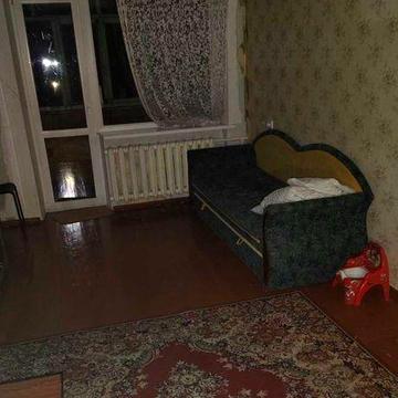 Здам 1 кімн. Зигіна, МОЖНА З ТВАРИНОЮ, тепла, вільна