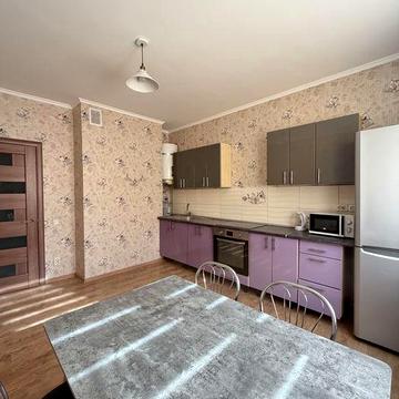 Сдаю двухкомнатную квартиру в новом доме на Паустовского