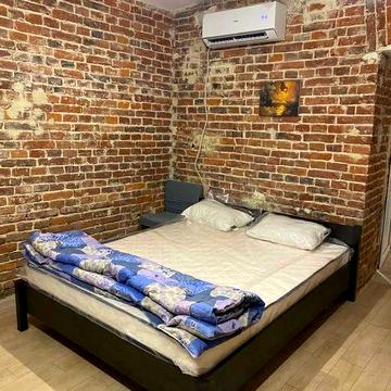 Оренда кв у центрі Львова, вул. Скельна. Квартира знаходиться в цоколі