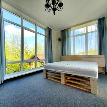 ЦЕНТР! Оренда 2х кімнатної, вул.29 БЕРЕЗНЯ, ДВІР з САДОМ, ОКРЕМИЙ вхід