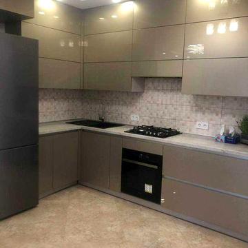 Здається в оренду 2-х кімнатна студія