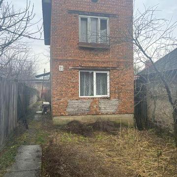 Продаж будинку в центрі міста