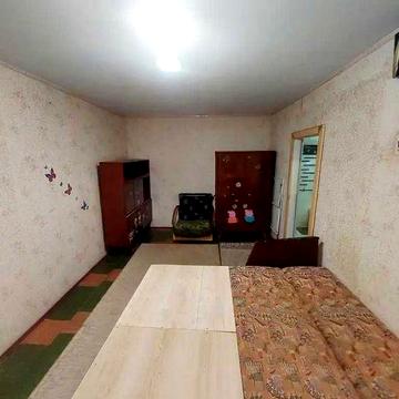 Продам уютную 2-к квартиру проспект Поля Орлика Вакуленчука Стромцова