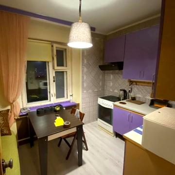 Ореста Васкула вул., 44/50