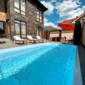 Стильный новый современный дом с бассейном Совиньон 200м 4 сотки