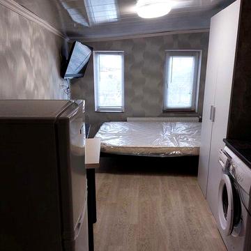 Сдам 1-комнатную студию Дарницкий жд, хозяин