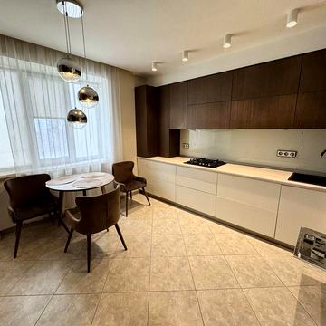 Оренда 2 кім. кв. по вул. Целевича