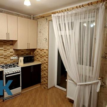 Академіка Ромоданова вул. (Льва Толстого), 54