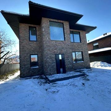 Шикарний будино в  Гатному