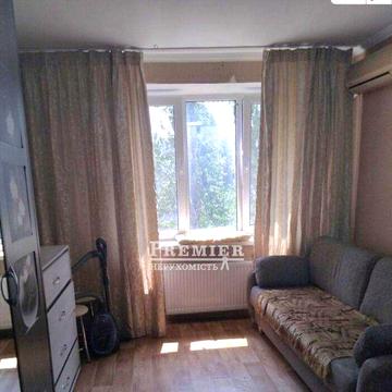 1-кімнатна квартира з ремонтом. Залишаються меблі. Дуже вигідна ціна!