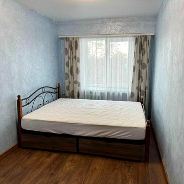 Оренда двокімнатної квартири по вул. Медової Печери (Пасічна)