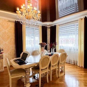 Продається гарний сімейний будинок в кращому районі м. Дрогобича