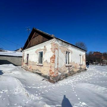 Продам будинок 55 м² на Мальованці з приватизованою ділянкою 6 соток