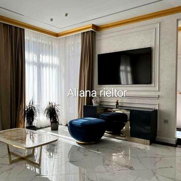 Оренда сучасного будинку з басейном у ЖМ Совіньйон