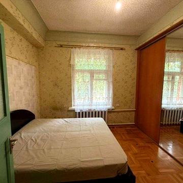 Сдается 2х комнатная квартира в центре !