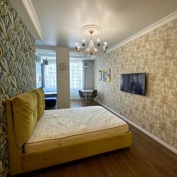 Генуезька вул., 5