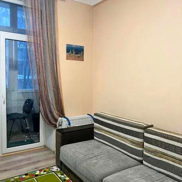 Продаж 2к Квартира Незалежності (Титова) вулиця