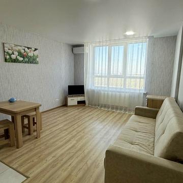 Миколи Бажана просп., 17