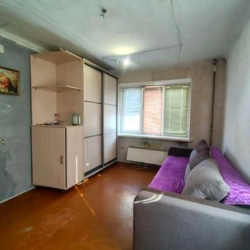 Продам однокімнатну квартиру   по вул.Шевченка