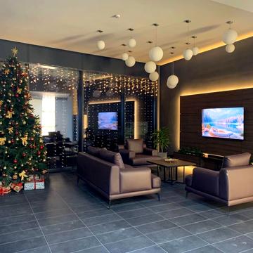 Причальна вул., 12