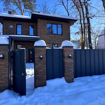 Готовий будинок в Ірпені.Центр, парк Дубки . Є газ