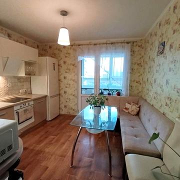 ЖК Крістер Град, Данченка 5, Ретровіль