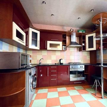 Центр ! Затишна 2-кімнатна квартира в новобудові