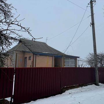 Продам хату, Уманський р-н, с. Поминик (Вікторівка)